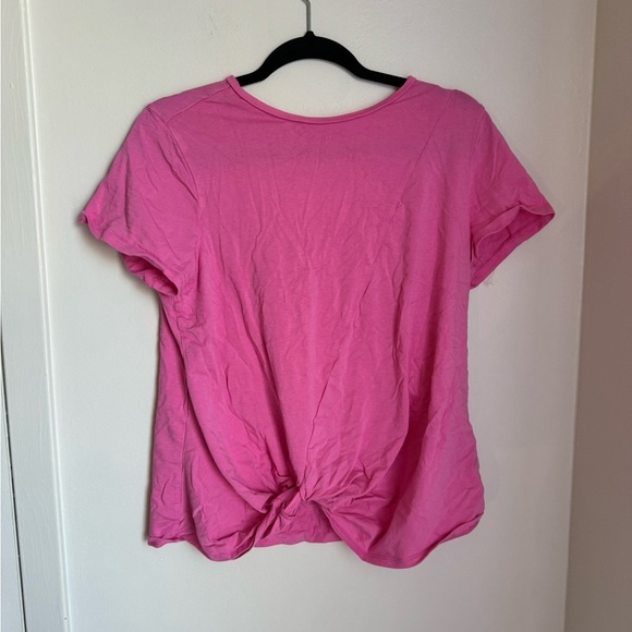St.John’s bay pink tshirt - front tie - Picture 1 of 4